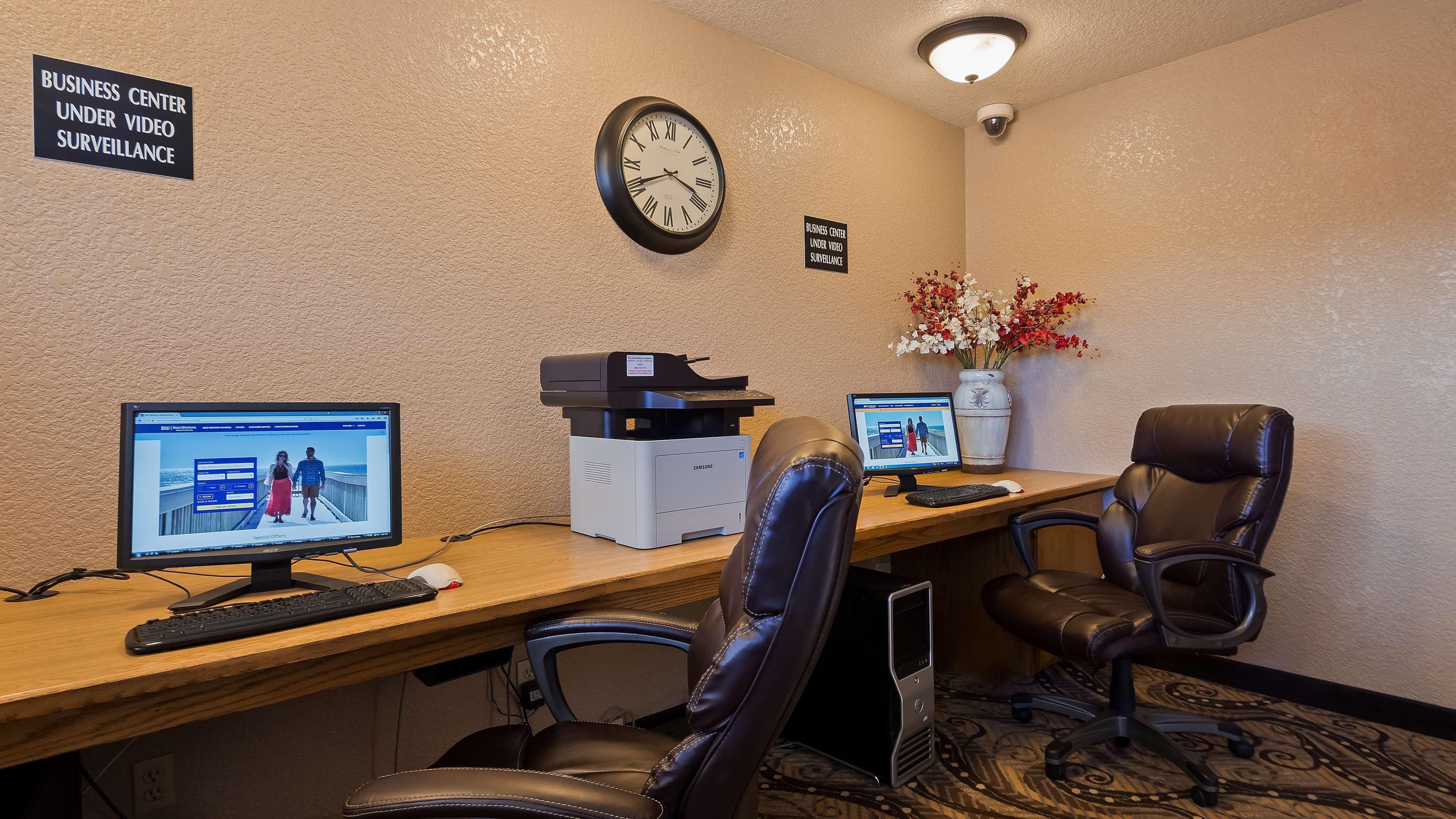 Best Western Plus Bayshore Inn Юрика Екстер'єр фото