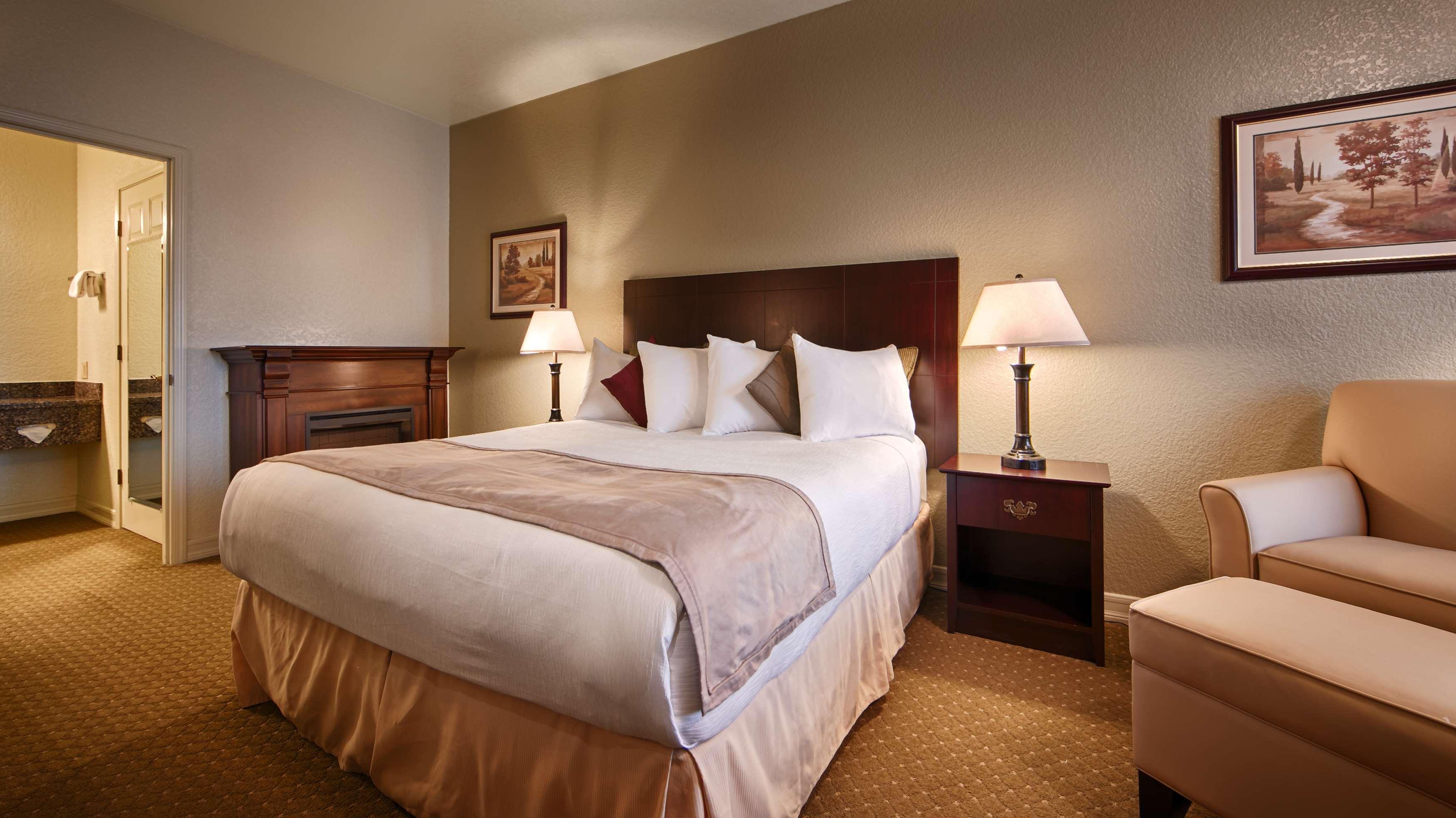 Best Western Plus Bayshore Inn Юрика Екстер'єр фото