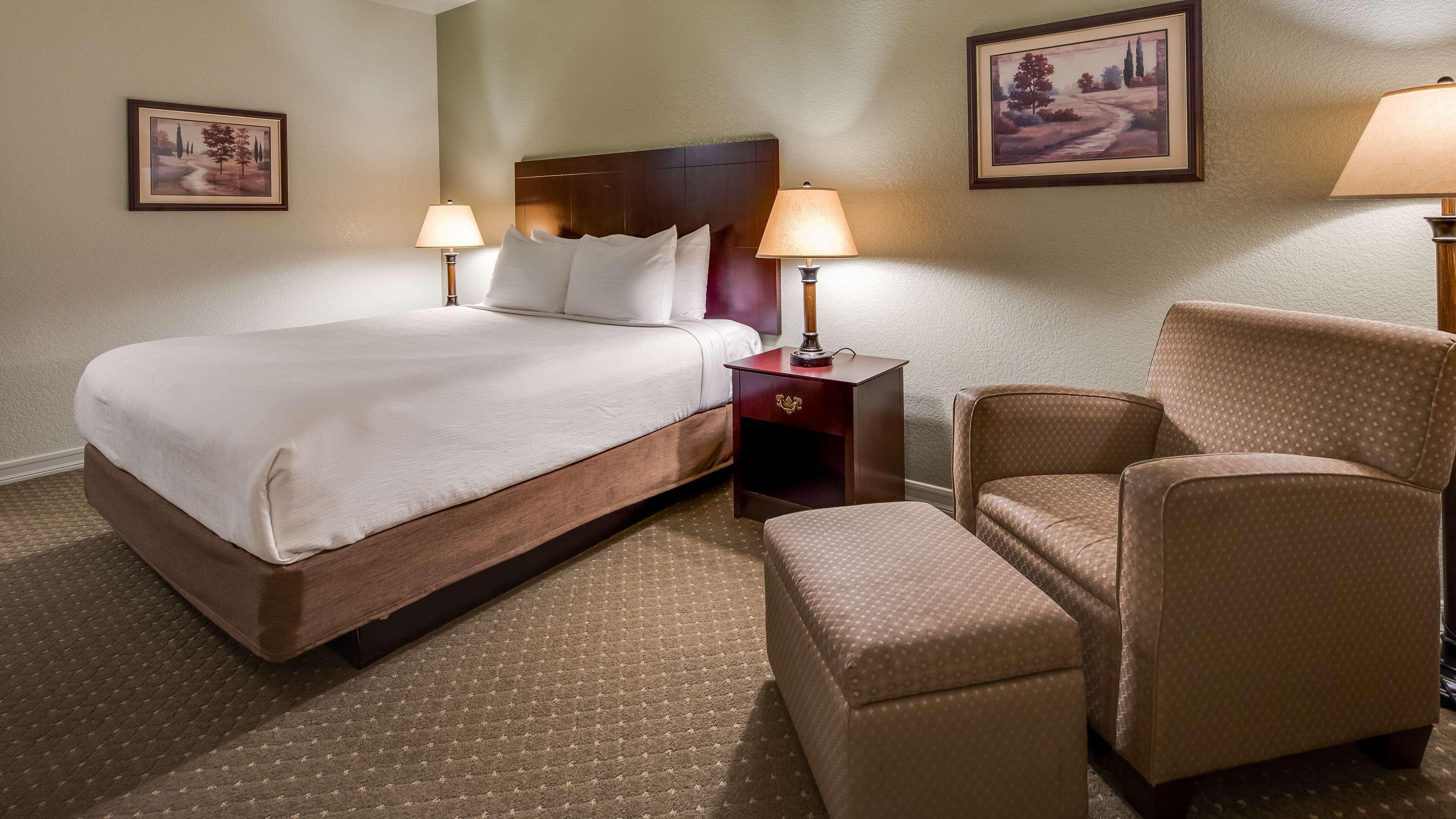 Best Western Plus Bayshore Inn Юрика Екстер'єр фото