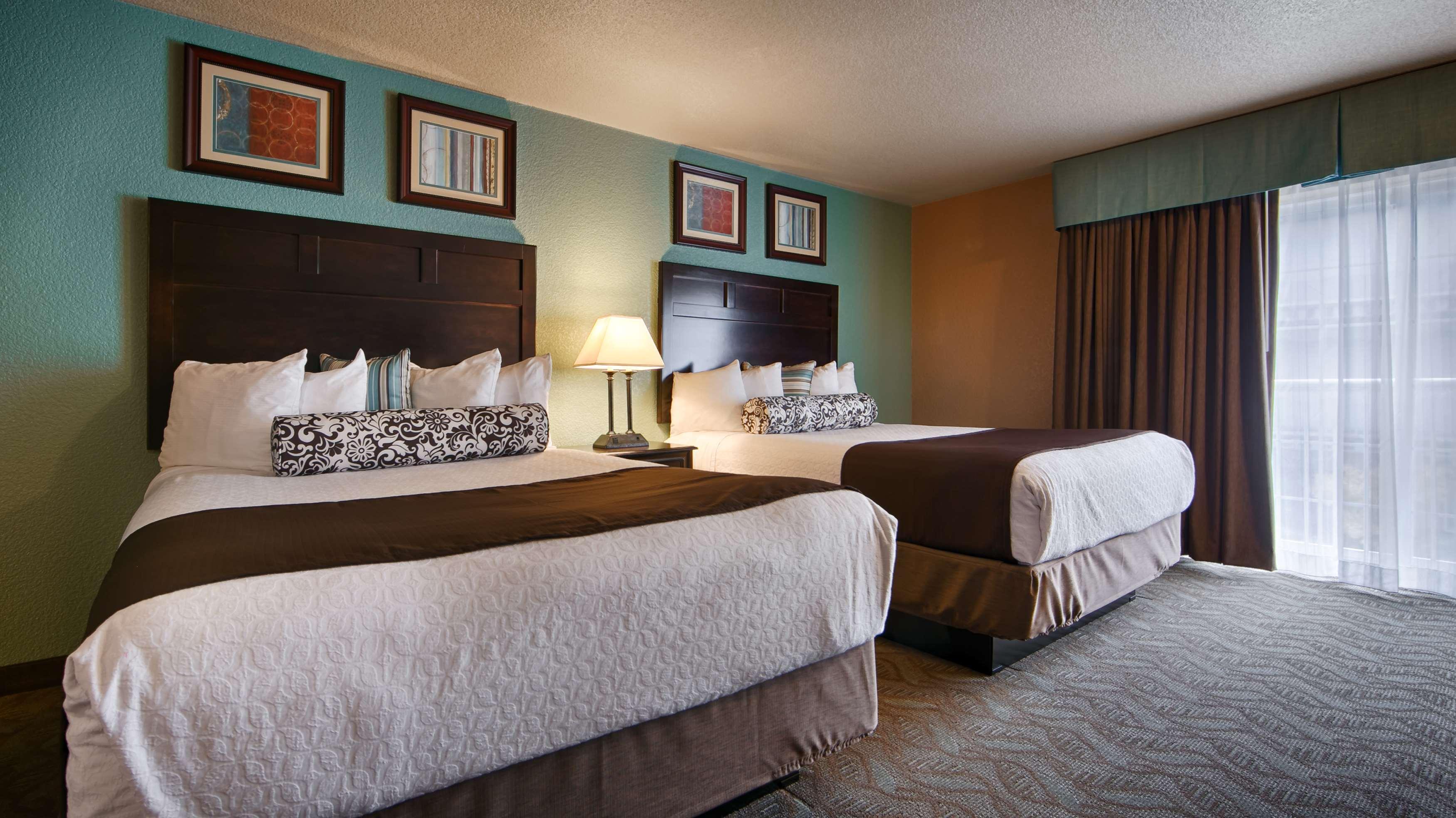 Best Western Plus Bayshore Inn Юрика Екстер'єр фото